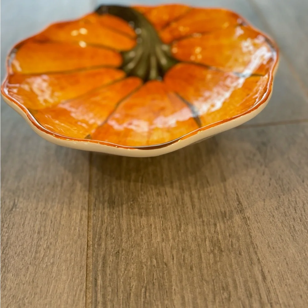 Williams Sonoma Orange Pumpkin Ceramic Dish and Metal Wreath Decor